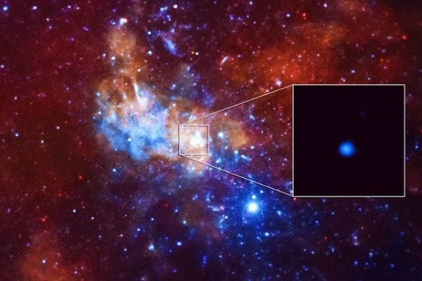 Чёрная дыра в центре Млечного пути испускает ярчайшие вспышки