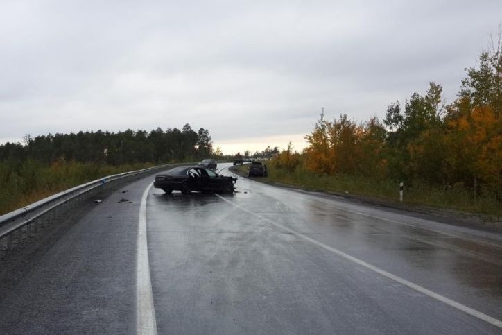 На трассе Сургут – Нижневартовск столкнулись 4 машины