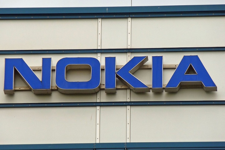 Nokia   