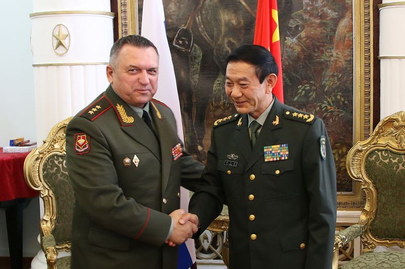 В Екатеринбург прибыли военнослужащие из Китая