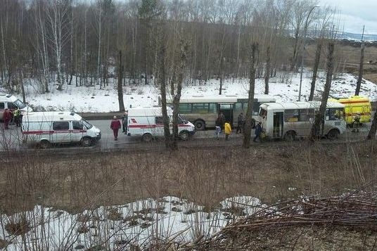 В Перми столкнулись 2 автобуса и иномарка