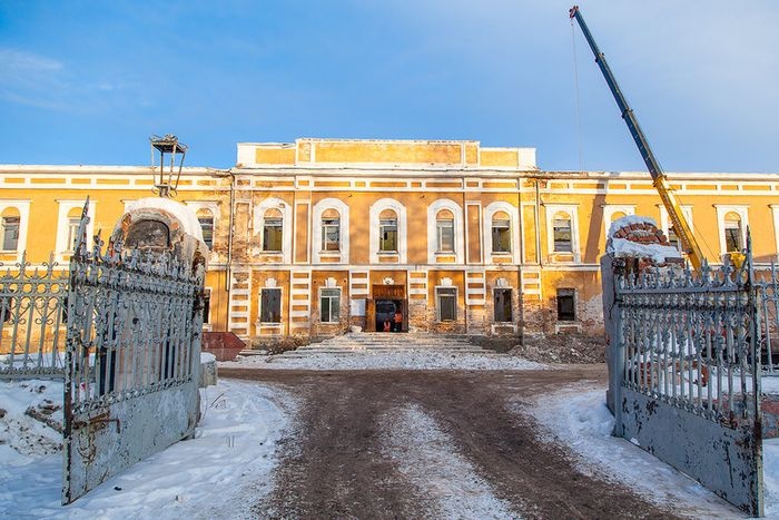 В Екатеринбурге военную прокуратуру поселят в старинные казармы