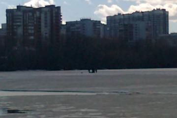 В Екатеринбурге спасли 5 заложников льдины