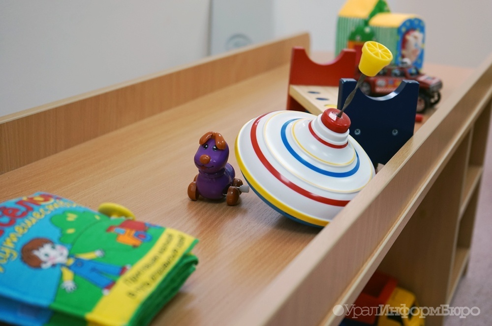 В Екатеринбурге рассказали о решении проблемы дефицита кадров в детских садах