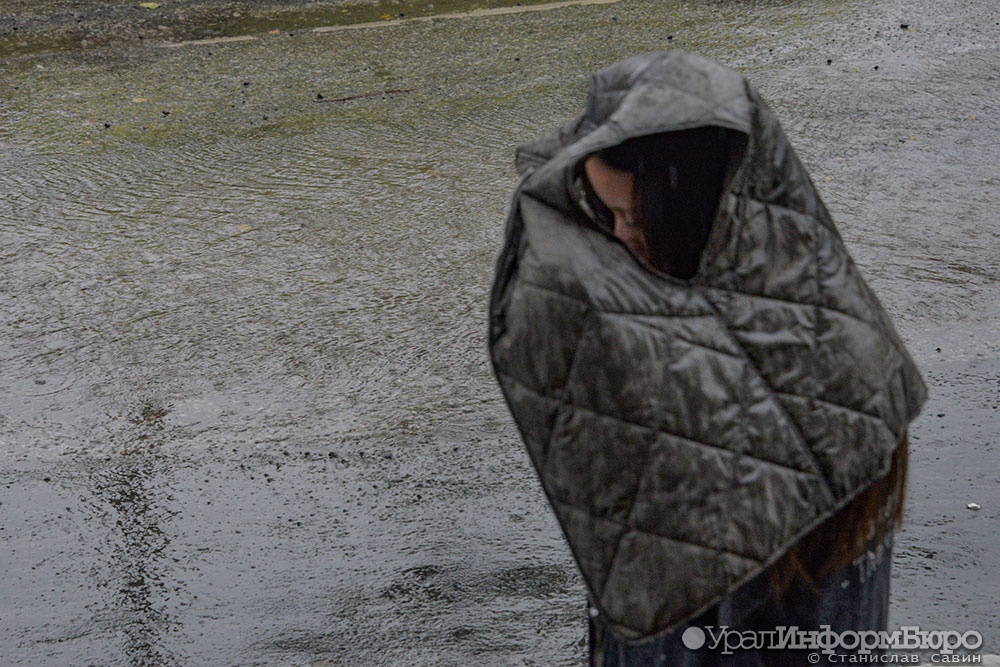 Свердловскую область накроют мощные дожди с градом