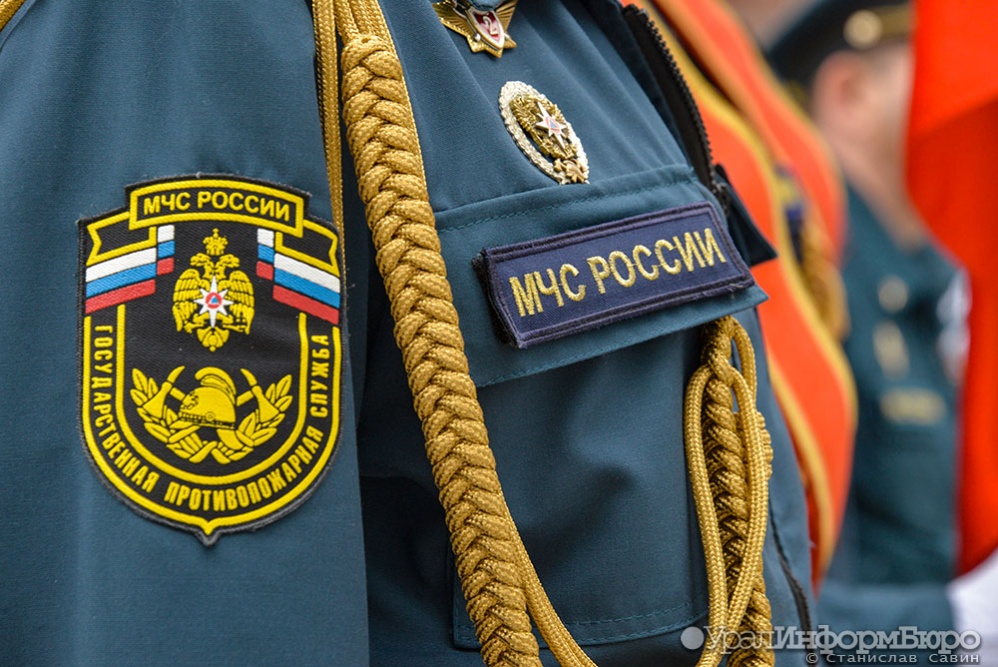 Спасателя, доставшего младенца из-под обломков дома в Магнитогорске, уволили из рядов МЧС