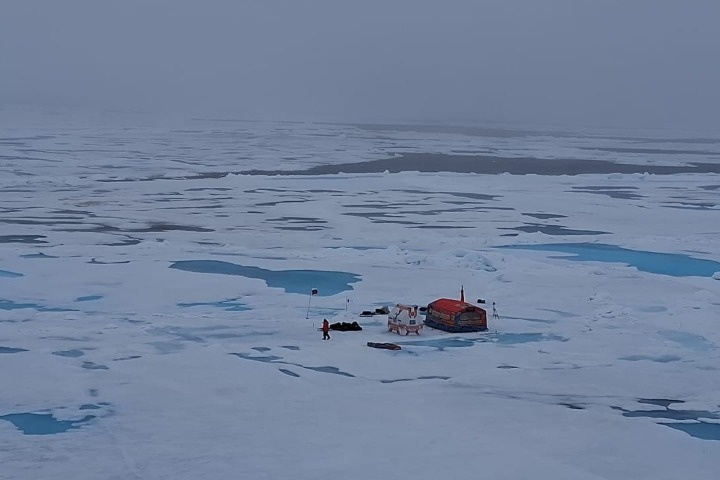 Мировой рекорд: Федор Конюхов в одиночестве дрейфовал на льдине 21 день