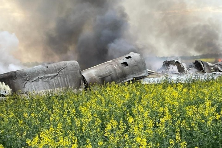 Один из членов экипажа разбившегося на Ставрополье самолета погиб
