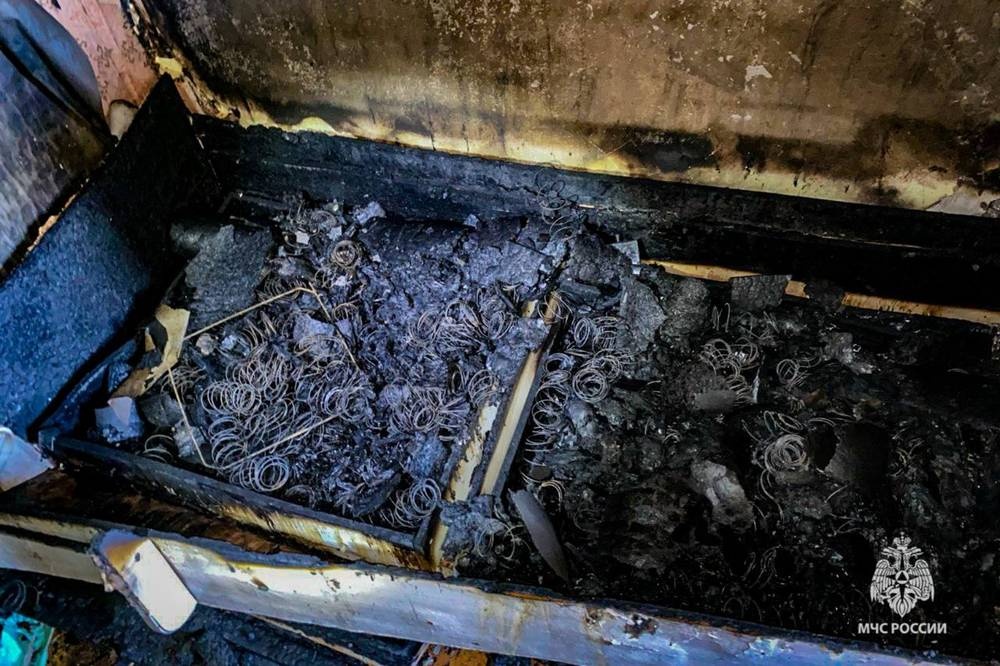 Установлена причина пожара в пермском поселке, унесшего жизни двух детей и их матери